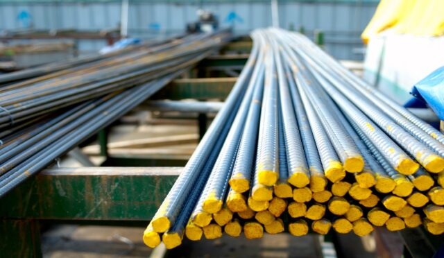 Ngành thép Việt Nam giai đoạn này: Cơ hội hay thách thức?